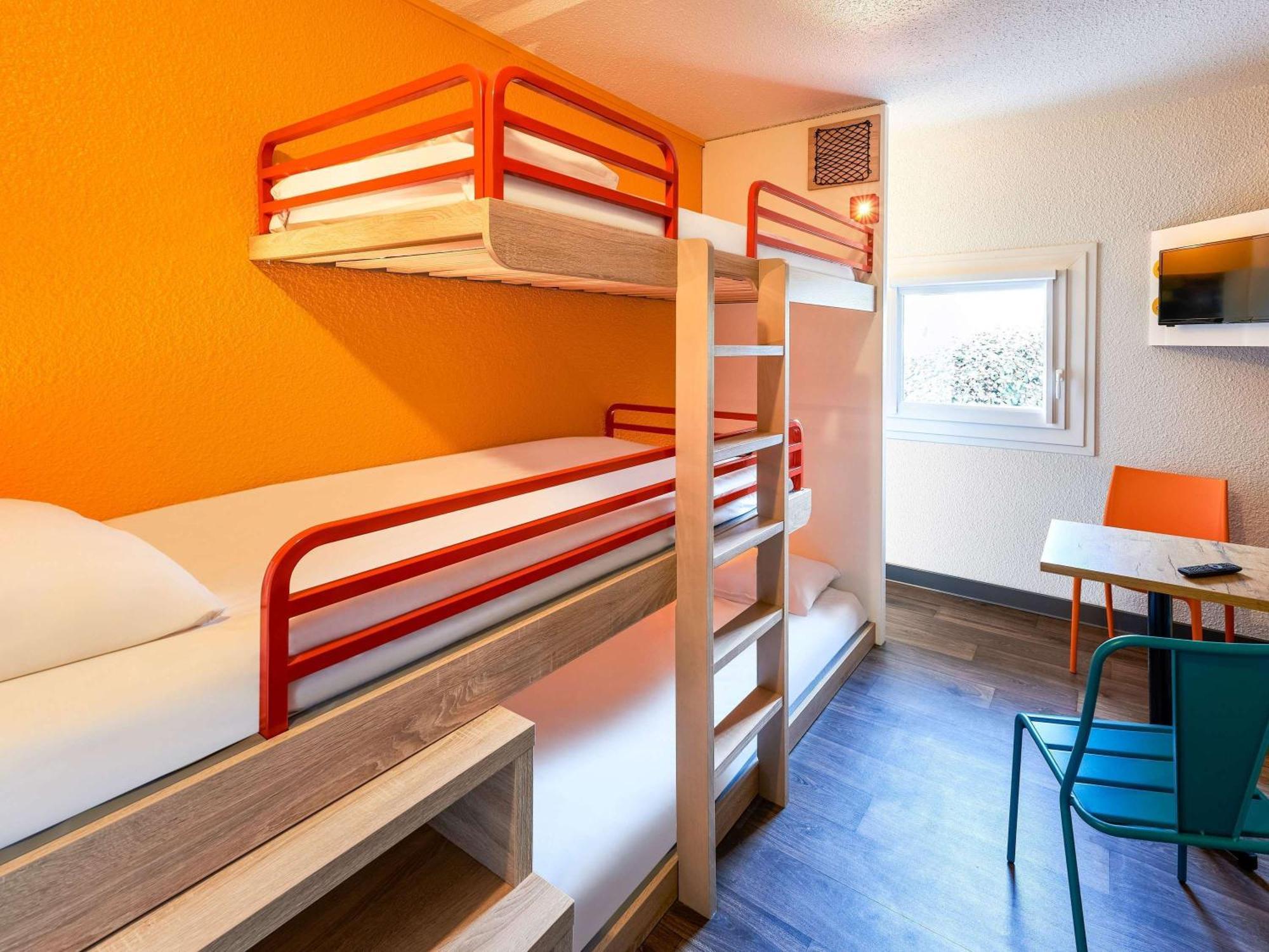 Hotelf1 Mazarin Les Champarts Hotel