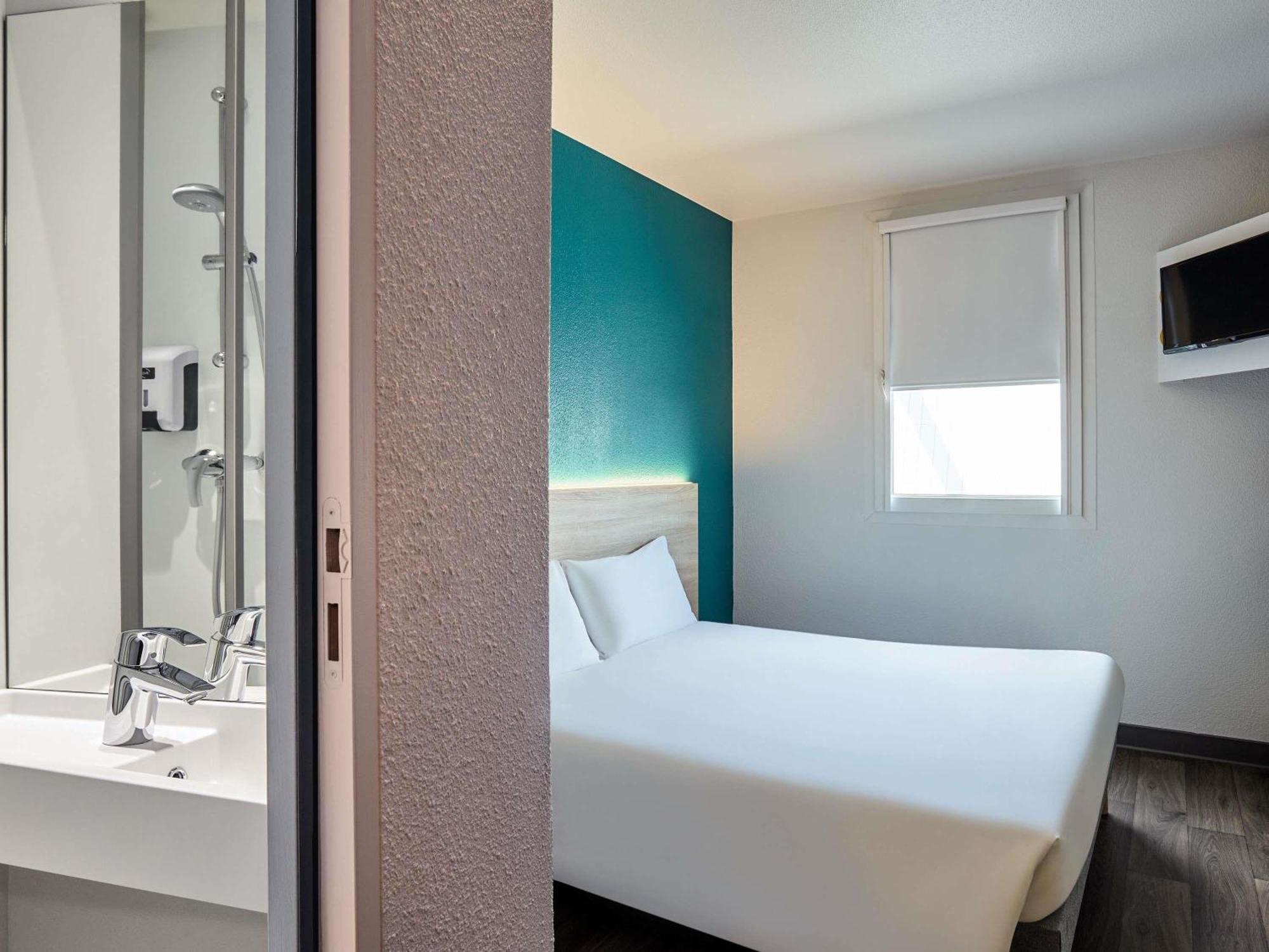 Hotel Hotelf1 Mazarin Les Champarts 2*