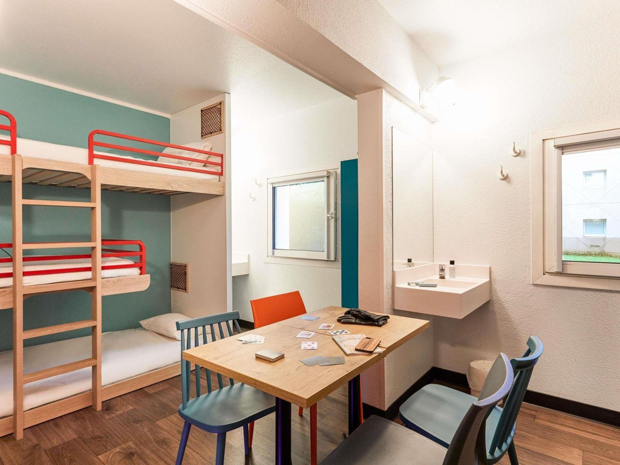 Hotel Hotelf1 Mazarin Les Champarts