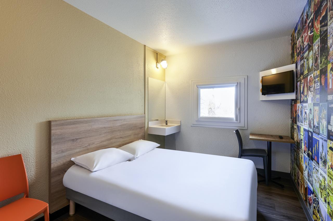 Hotelf1 Mazarin Les Champarts Hotel